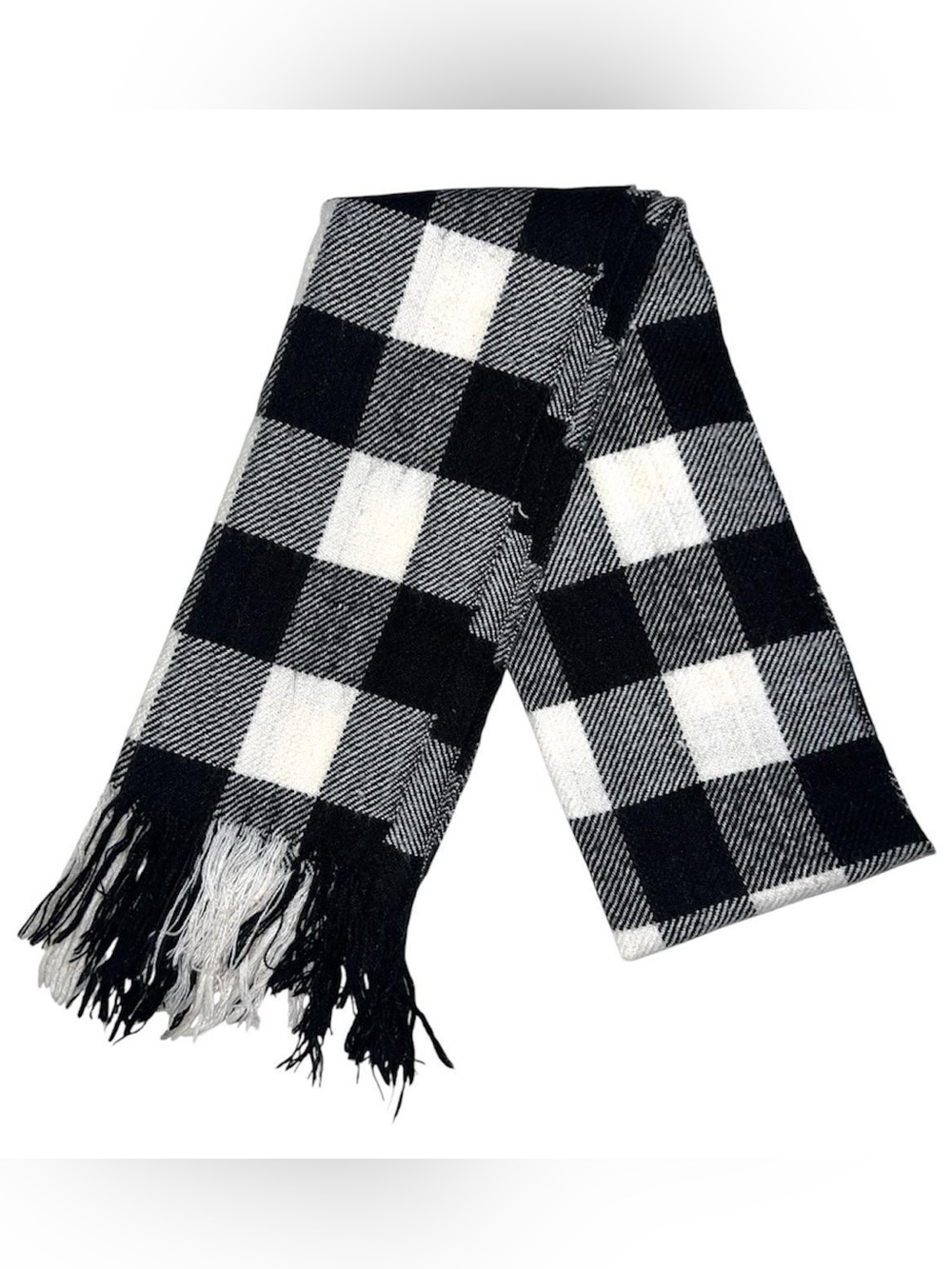 Black & white plaid scarf.